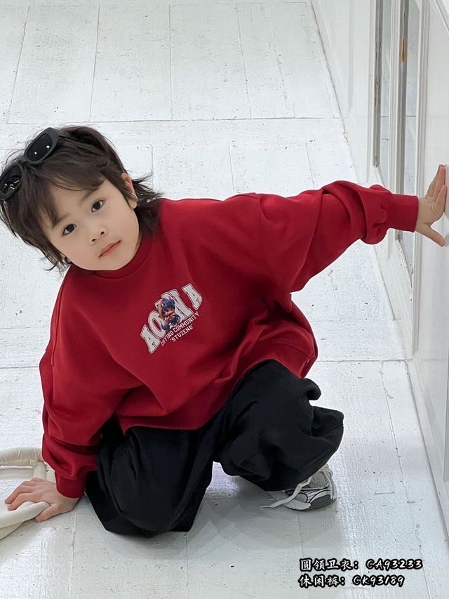 Kids Oversized Graphic Sweatshirt – Cozy & Stylish Dragon Print