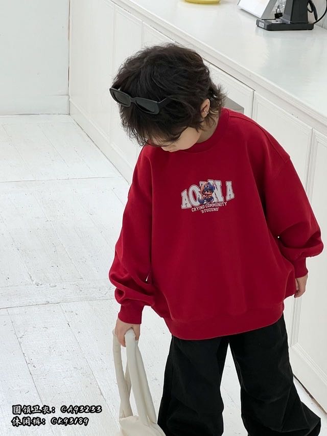Kids Oversized Graphic Sweatshirt – Cozy & Stylish Dragon Print
